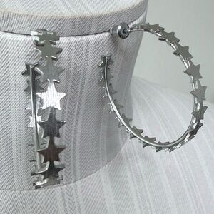 Vintage Y2K Silver Tone Star Hoop Earrings – 1.5” Celestial Statement Hoops